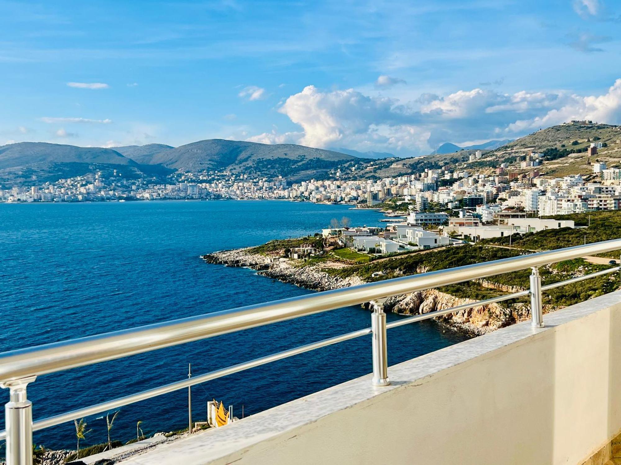 Redi'S Seaview Apartments Саранда Екстер'єр фото